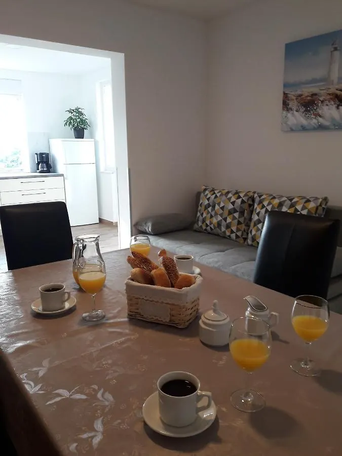 Apartments Gracia & Toni Trogir