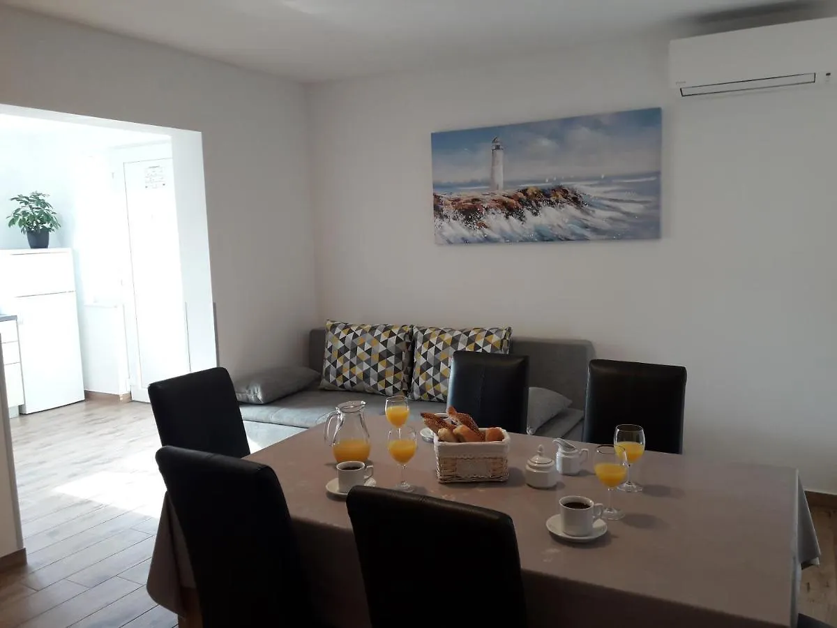 Apartments Gracia & Toni Trogir