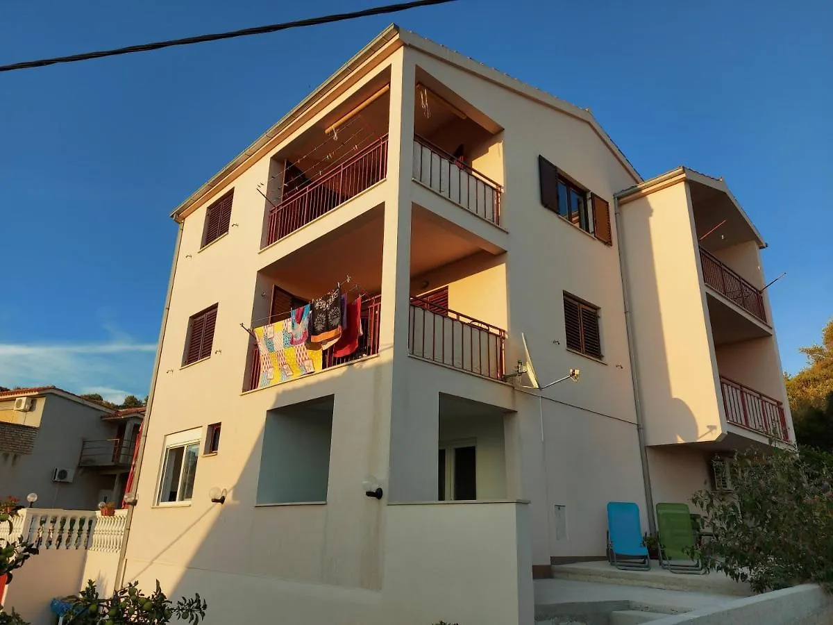 Apartments Gracia & Toni Trogir