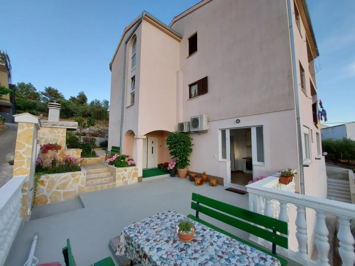 Apartments Gracia & Toni Trogir