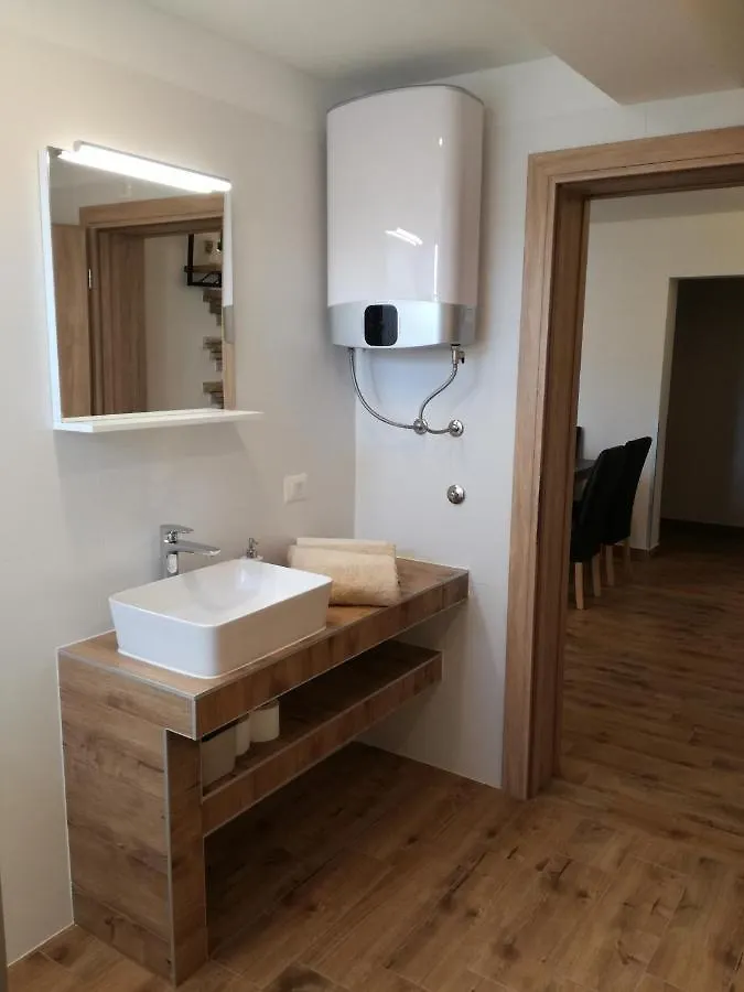 Apartments Gracia & Toni Trogir